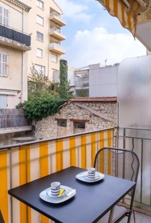 Apartamento 3 Pieces- Vieux Port- Terrasse - Parking Possible Cannes Exterior foto